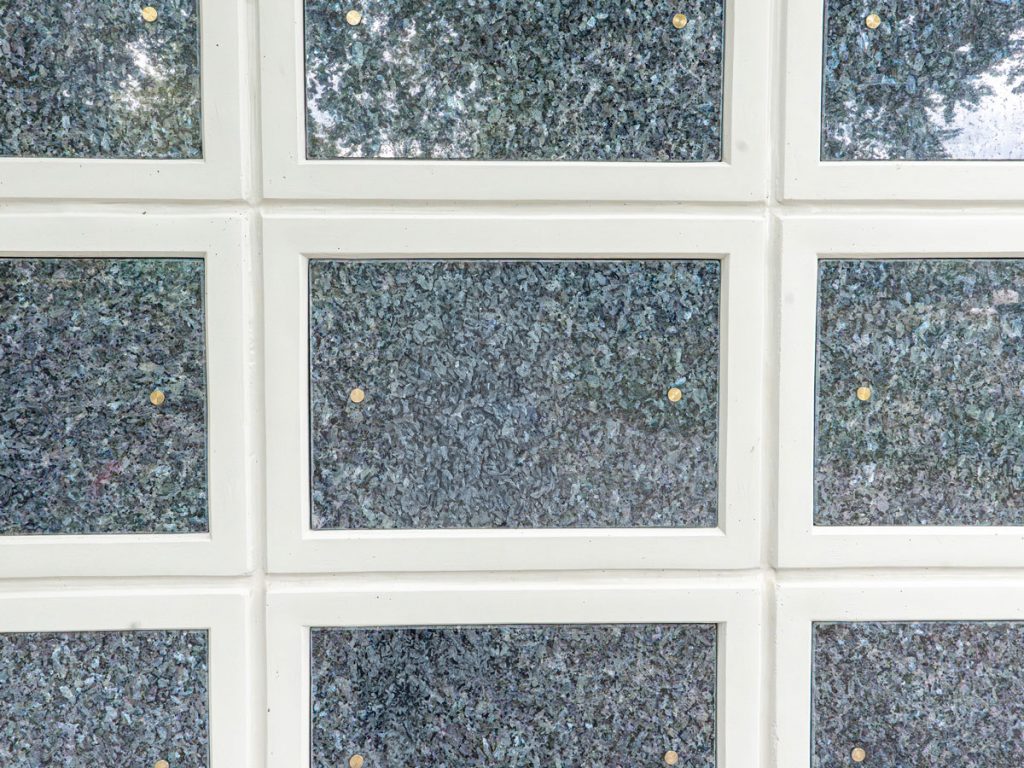 Verschlussplatten und Fugenbild im Detail